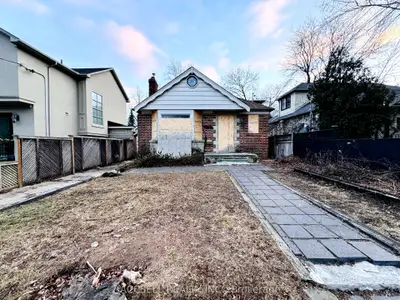 Detached in Toronto