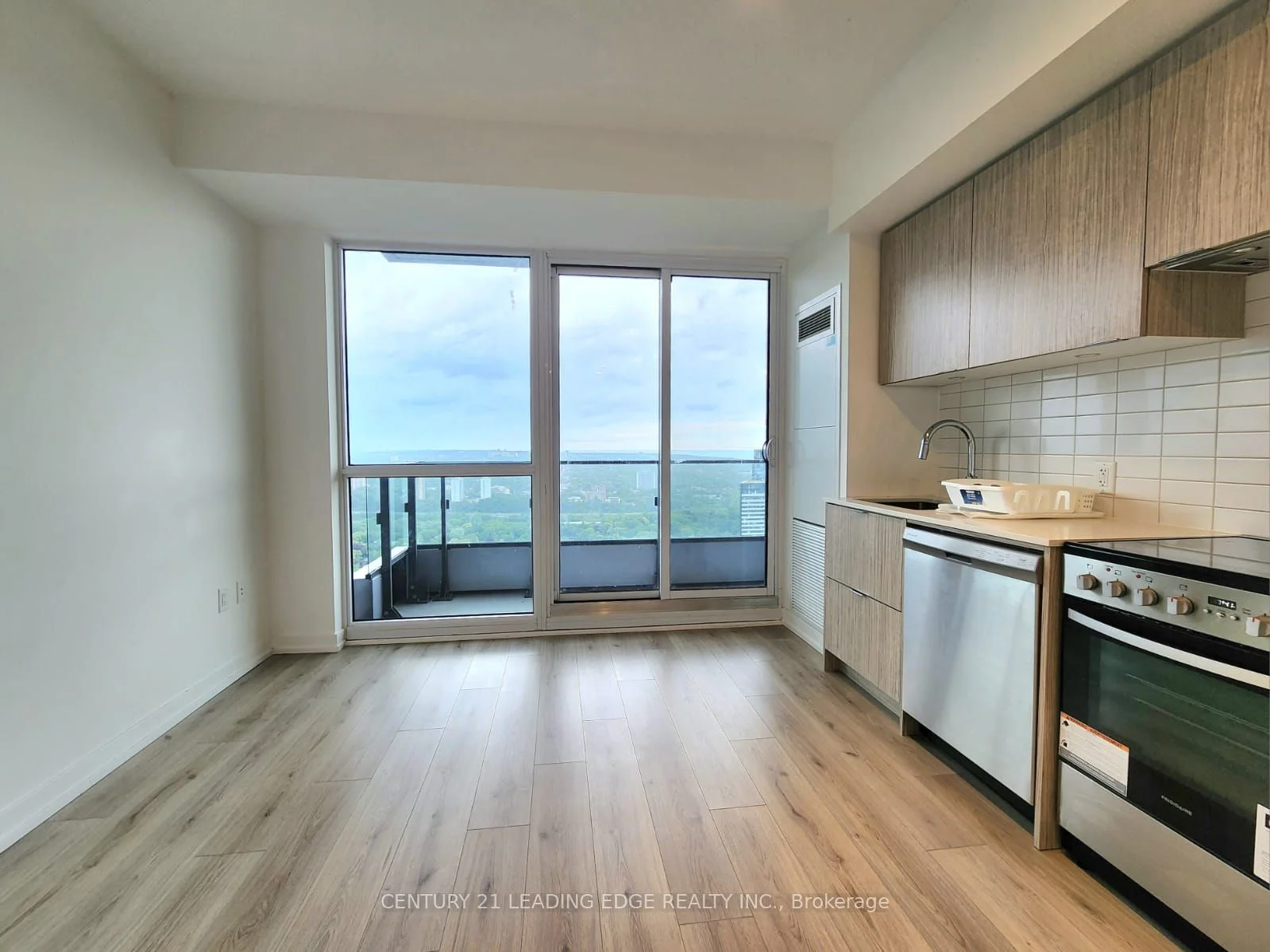 395 Bloor Street E 4708, Toronto C08, On M4w 1h7