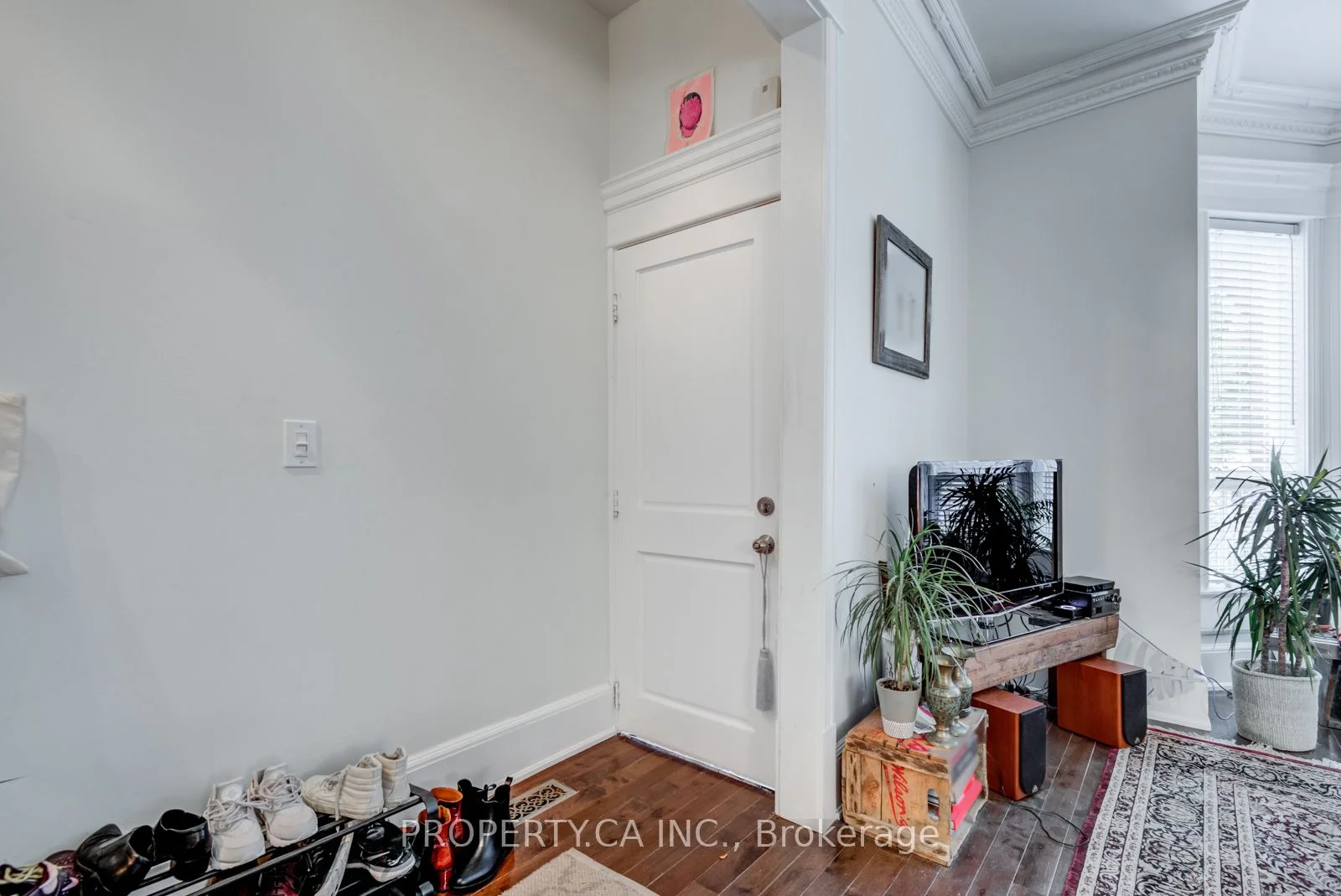 55 Afton Avenue Main, Toronto C01, ON M6J 1R9