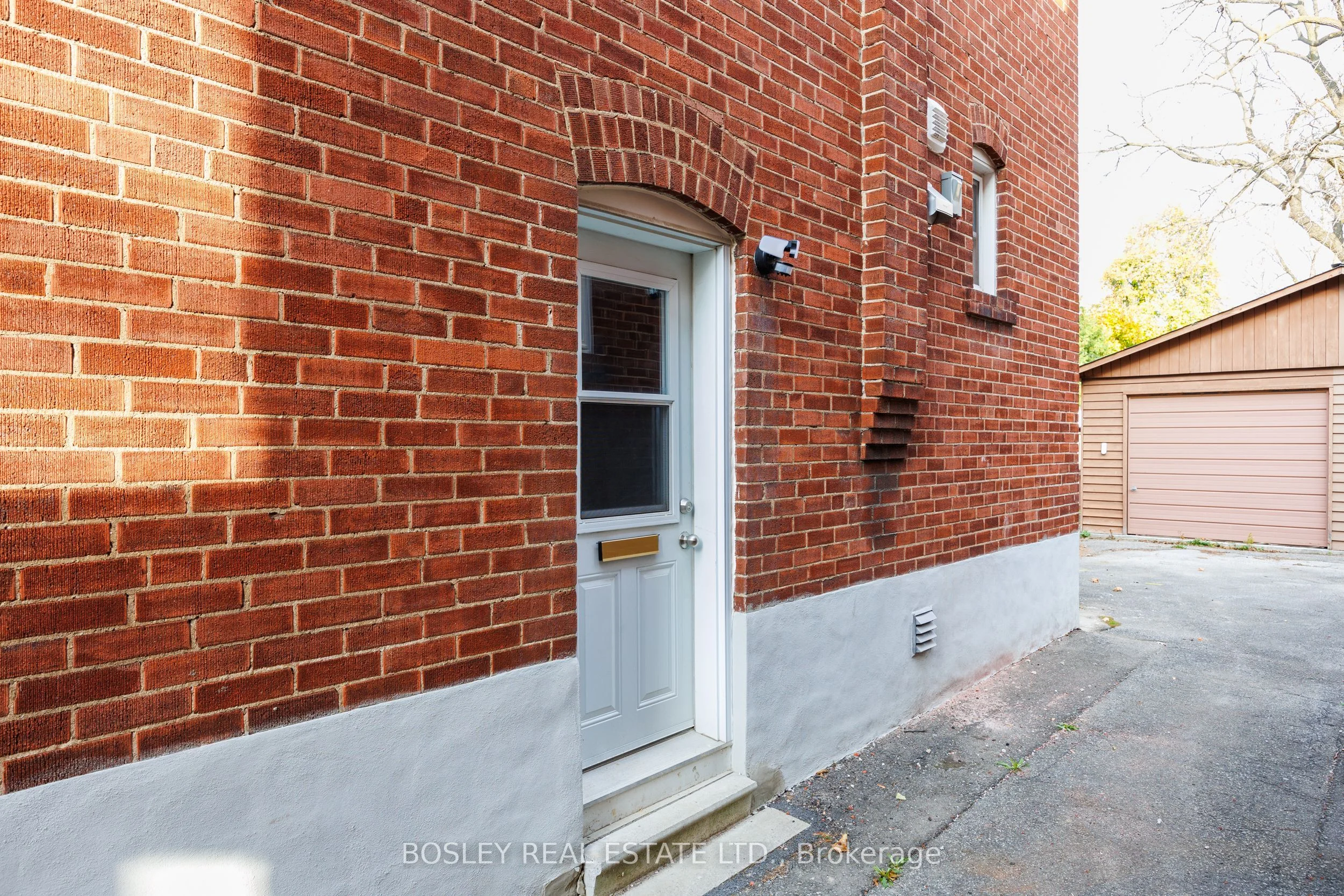 382 Merton Street, Toronto C10, ON M4S 1B3