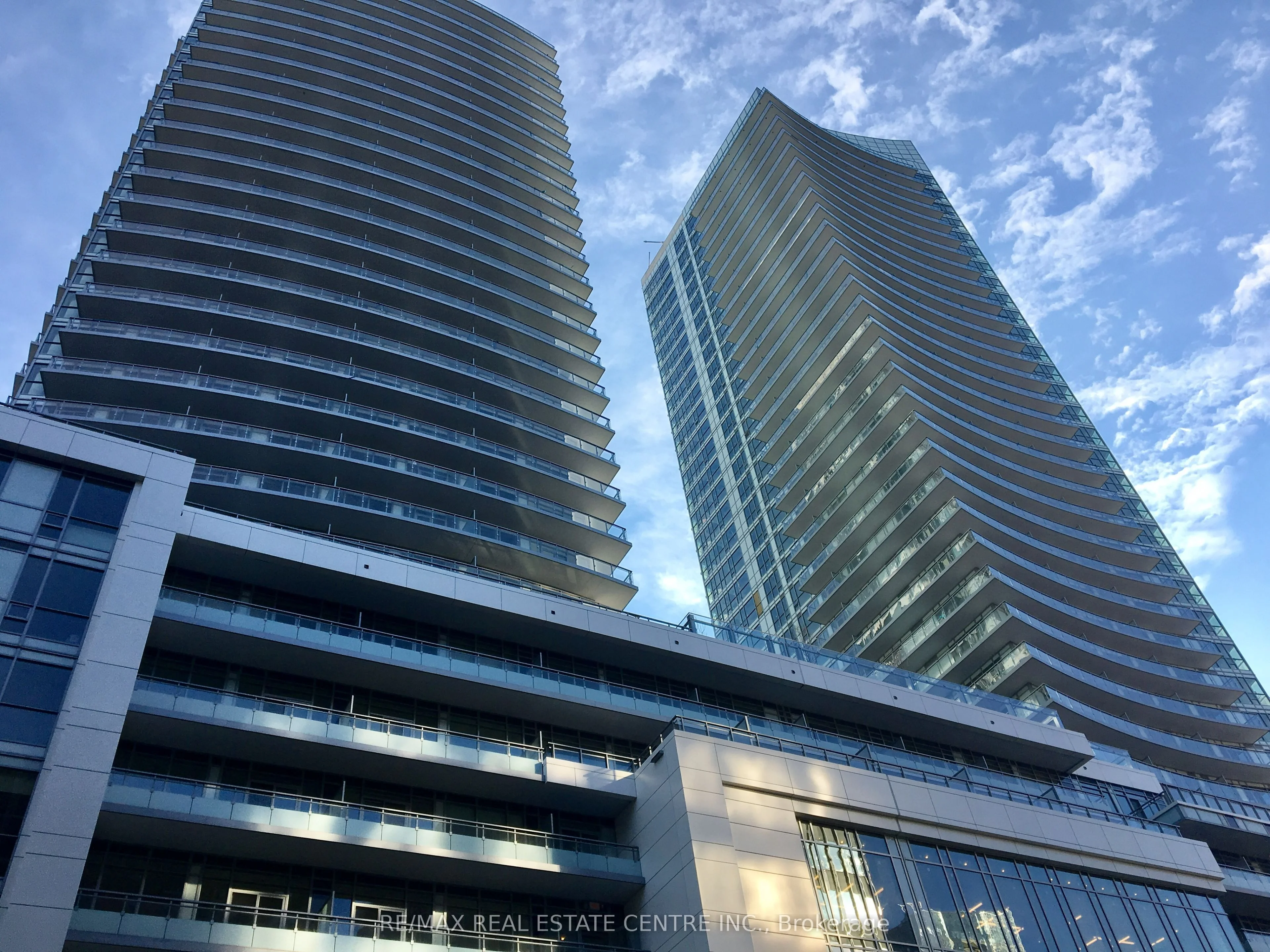 98 Lillian Street 1914, Toronto C10, On M4s 0a5
