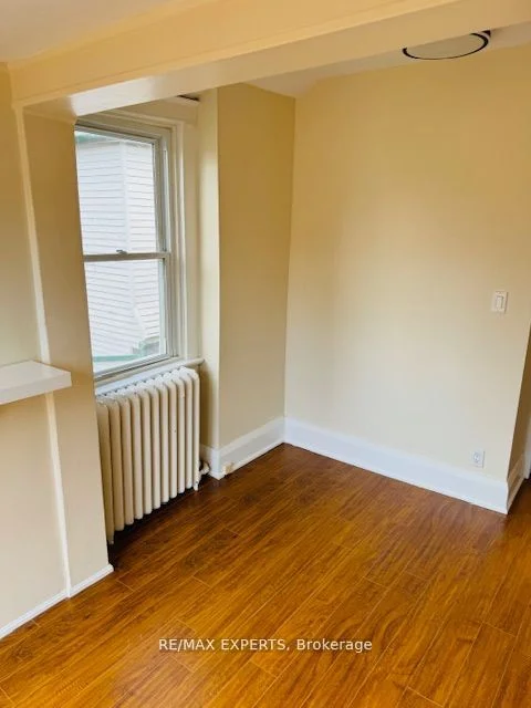 406 Balliol Street, Toronto C10, ON M4S 1E2