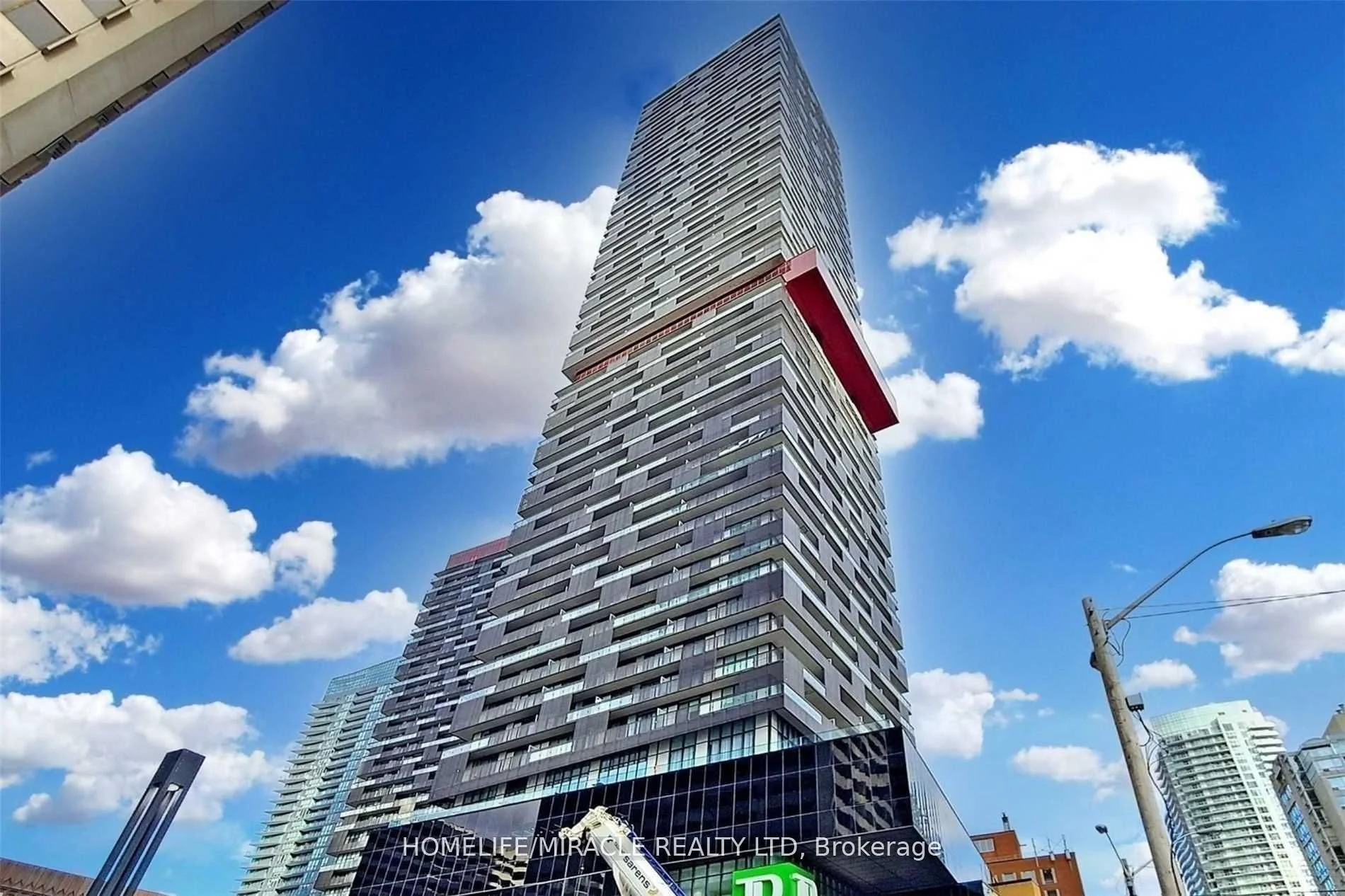 Condo Apartment in Toronto