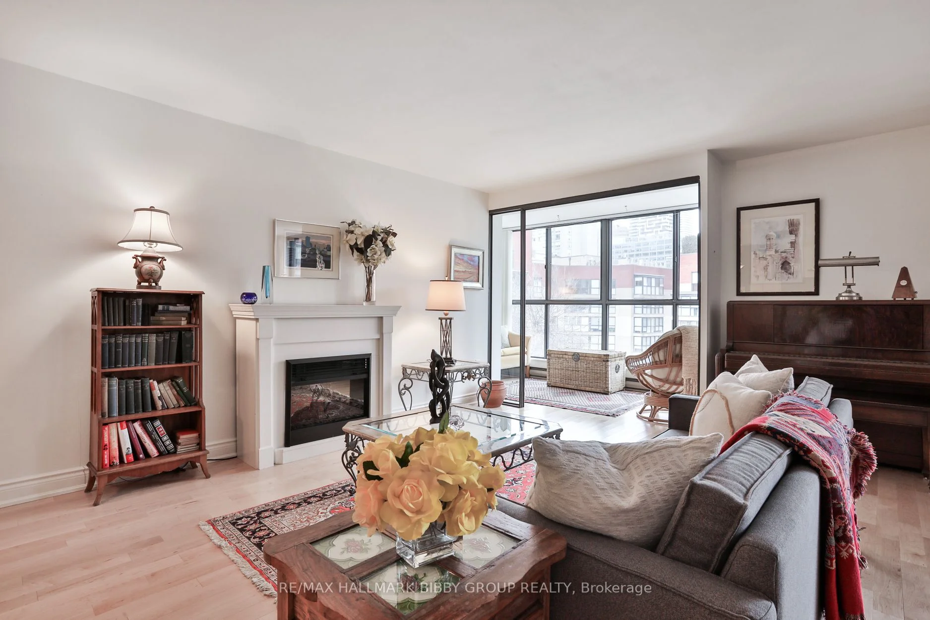 Condo Apartment in Toronto