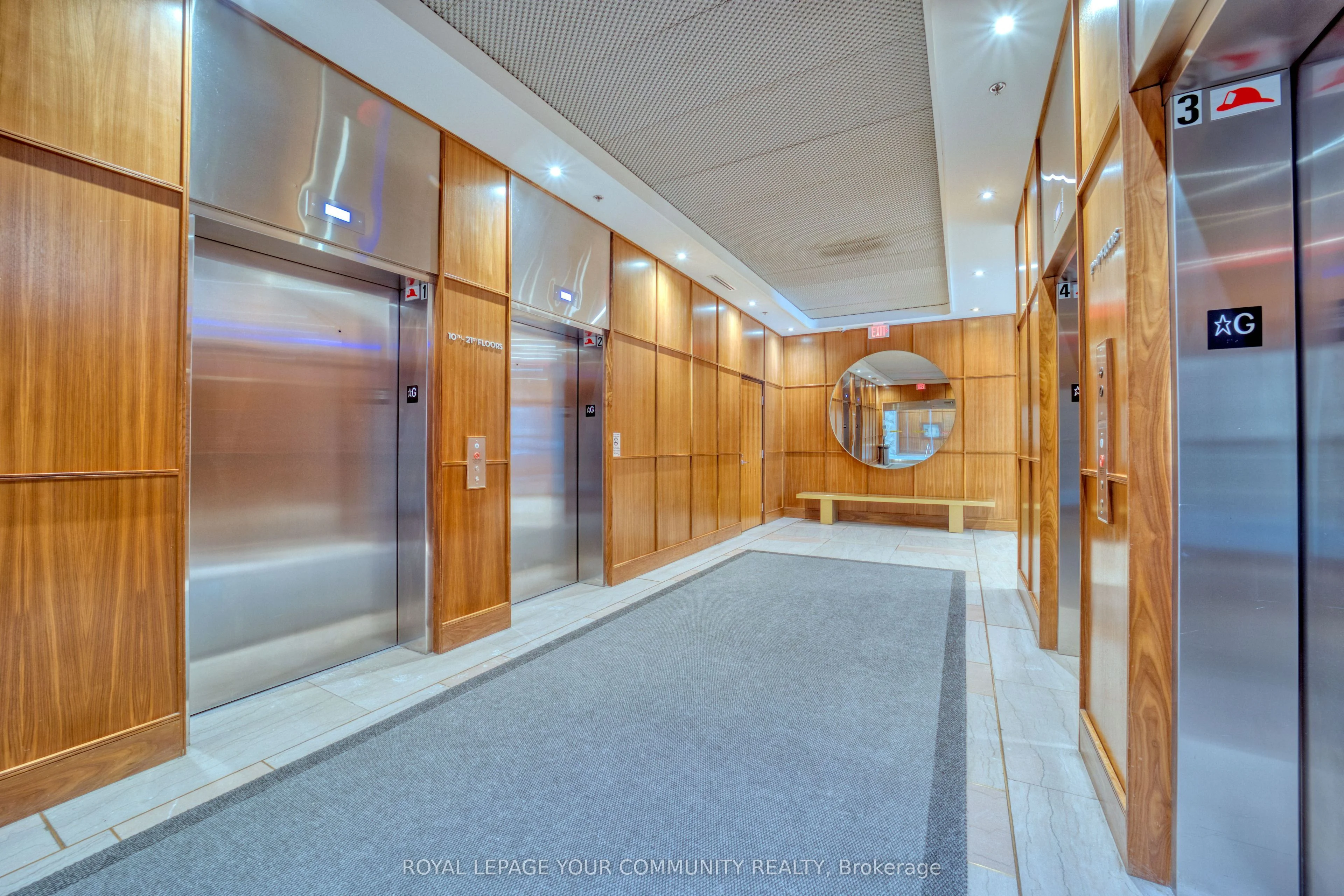 111 St Clair Avenue W 1618, Toronto C02, ON M4V 1N5