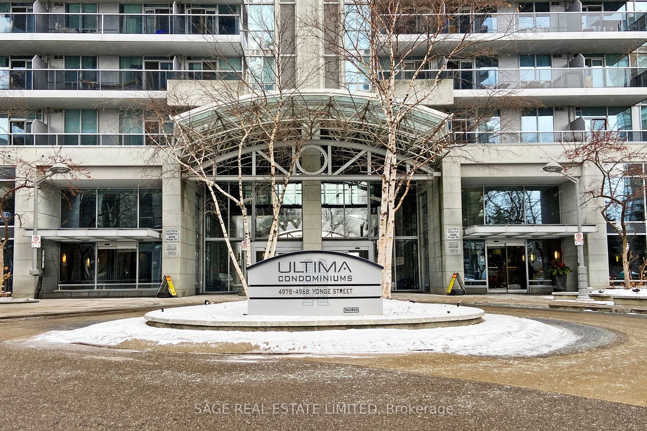 Condo Apartment in Toronto