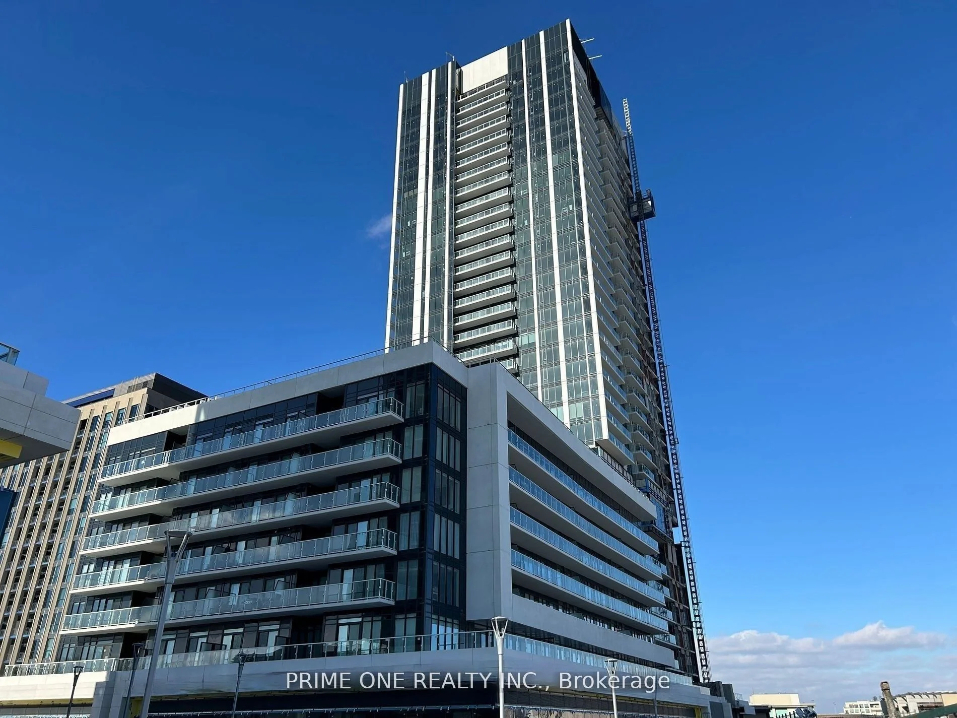 50 O'neill Road 2102, Toronto C13, On M3c 0r1