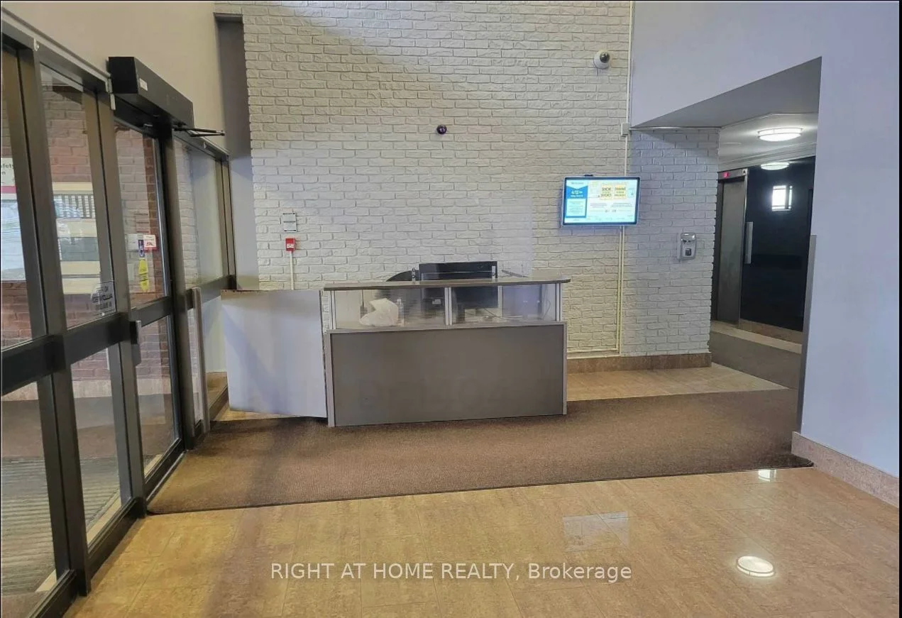 260 Seneca Hill Drive 1504, Toronto C15, ON M2J 4S6