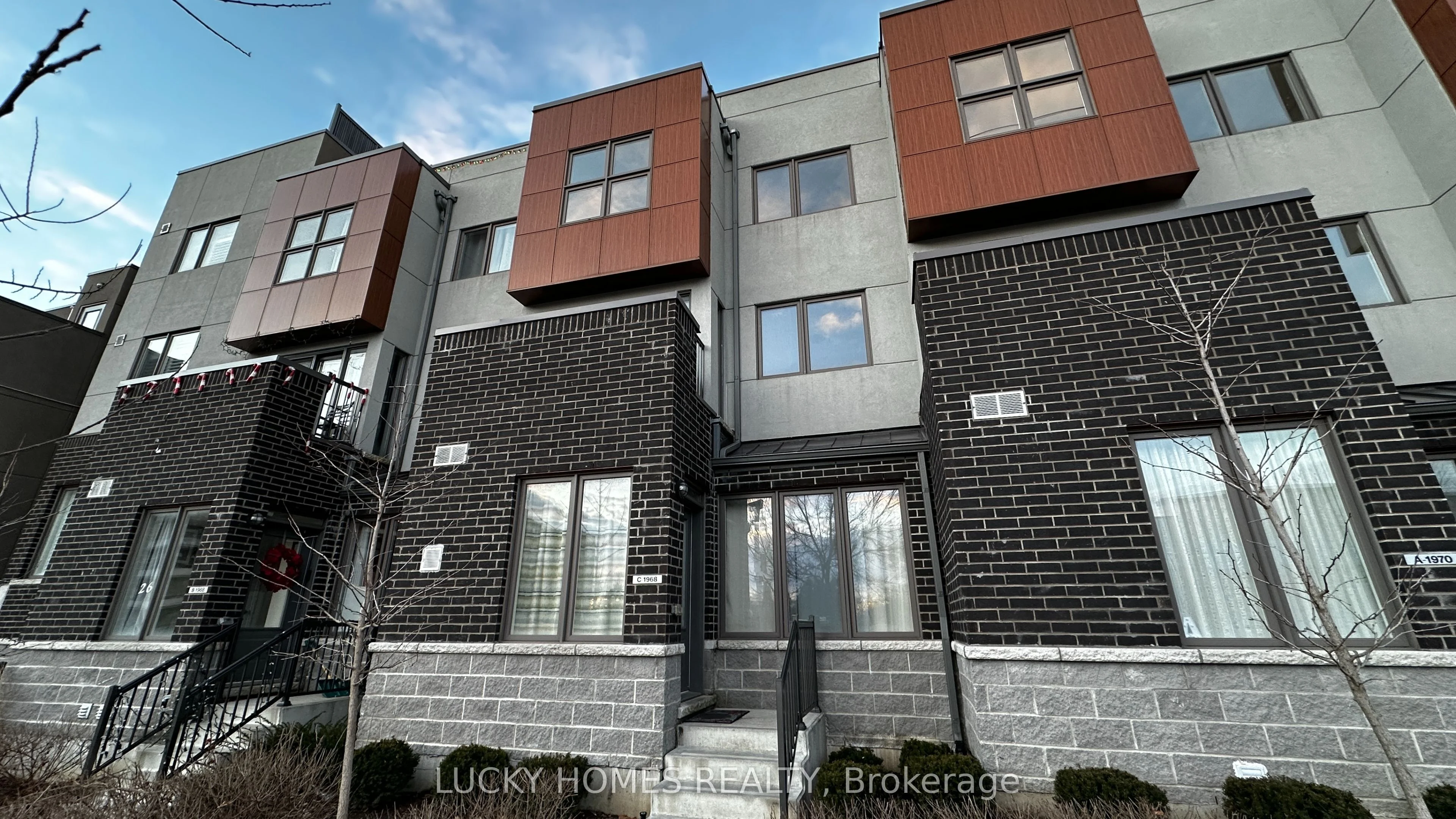 1968 Victoria Park Avenue 25, Toronto C13, On M3a 0a8