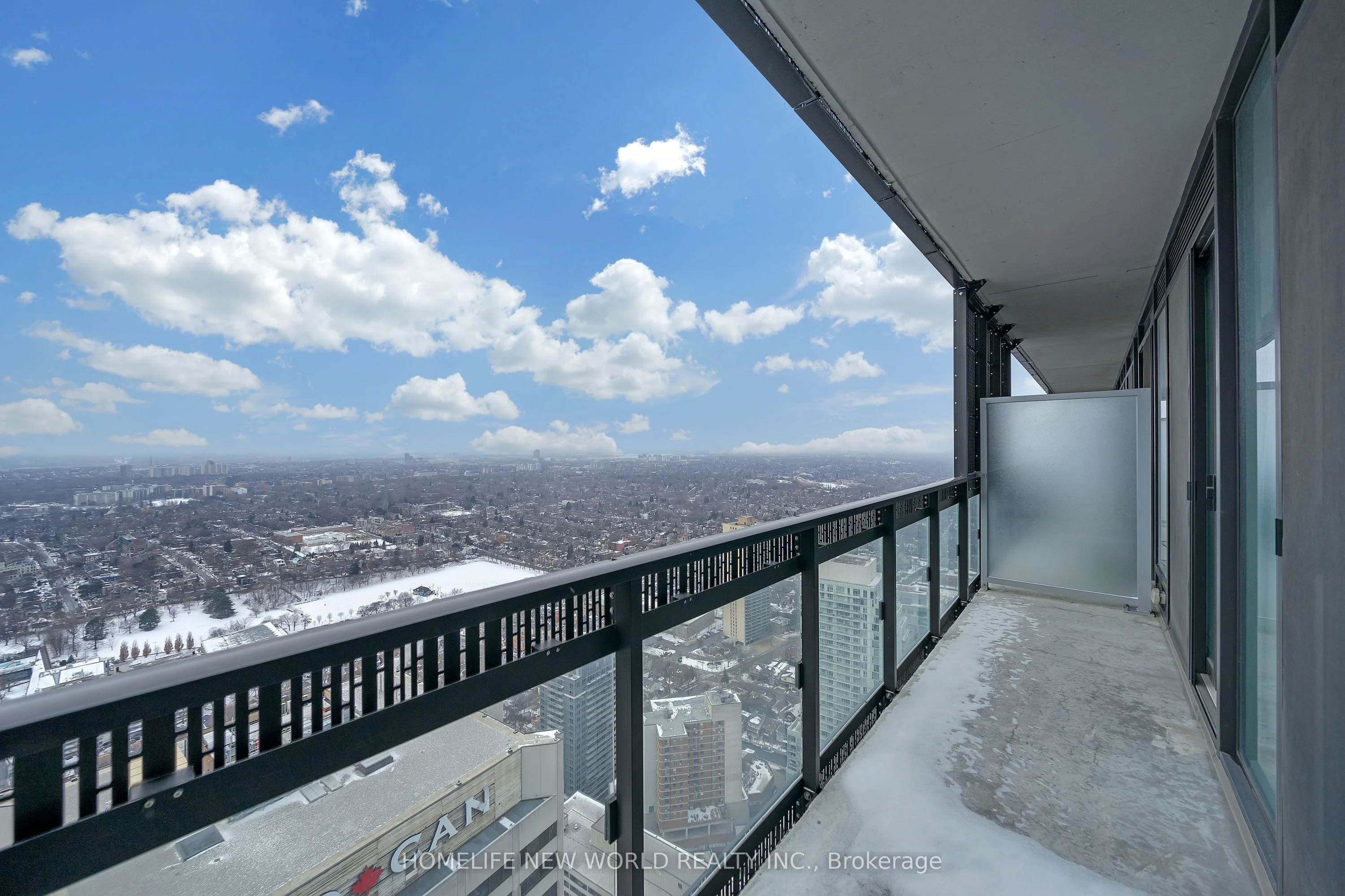 8 Eglinton Avenue E 4903, Toronto C10, ON M4P 1A6