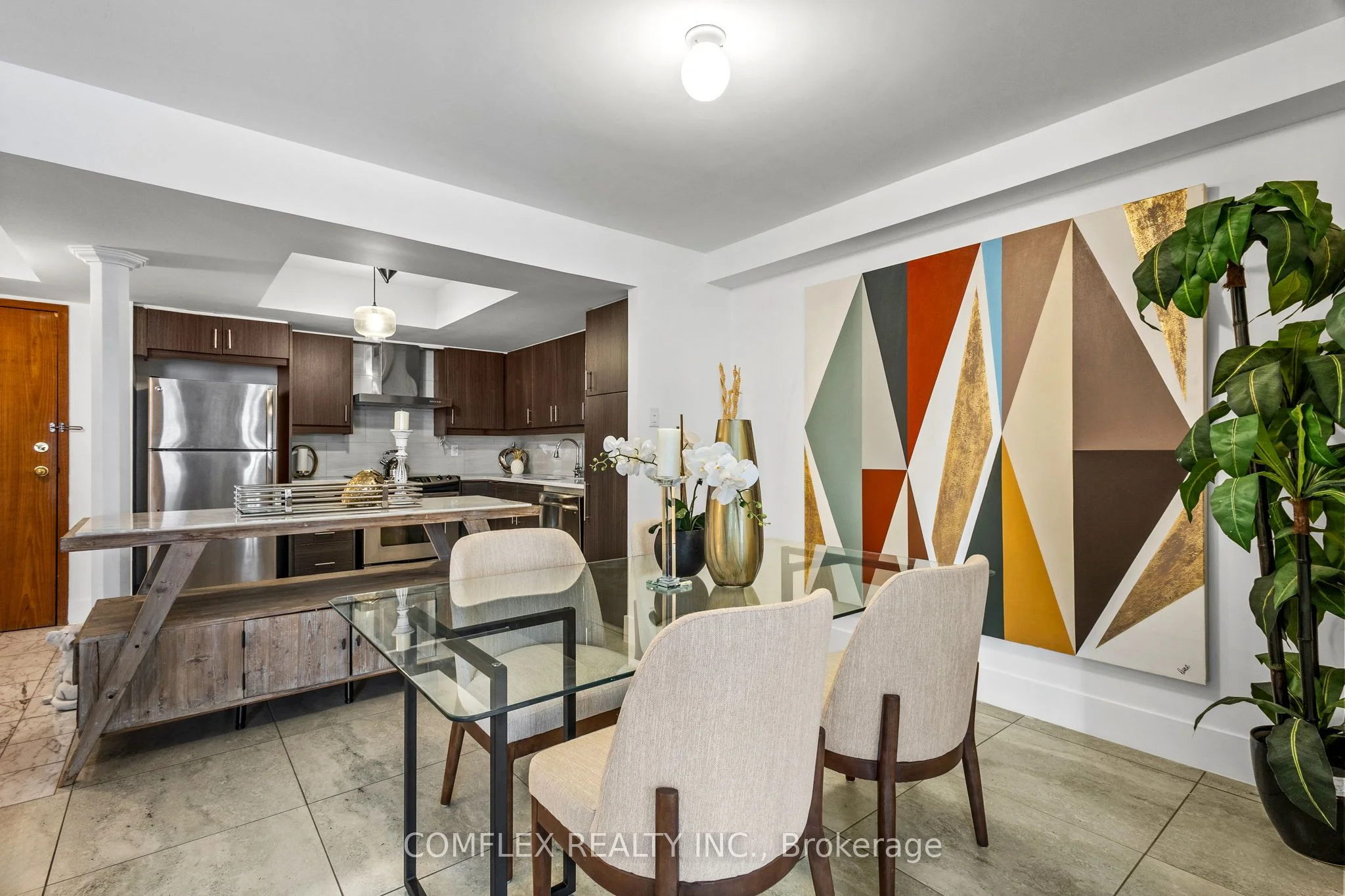 500 Glencairn Avenue 208, Toronto C04, ON M6B 1Z1