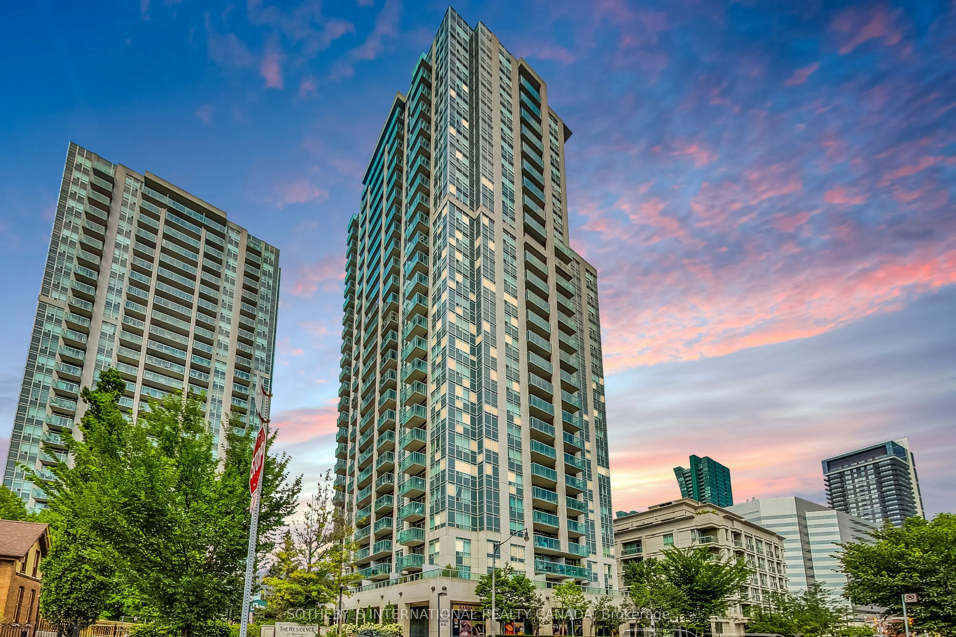 Condo Apartment in Toronto