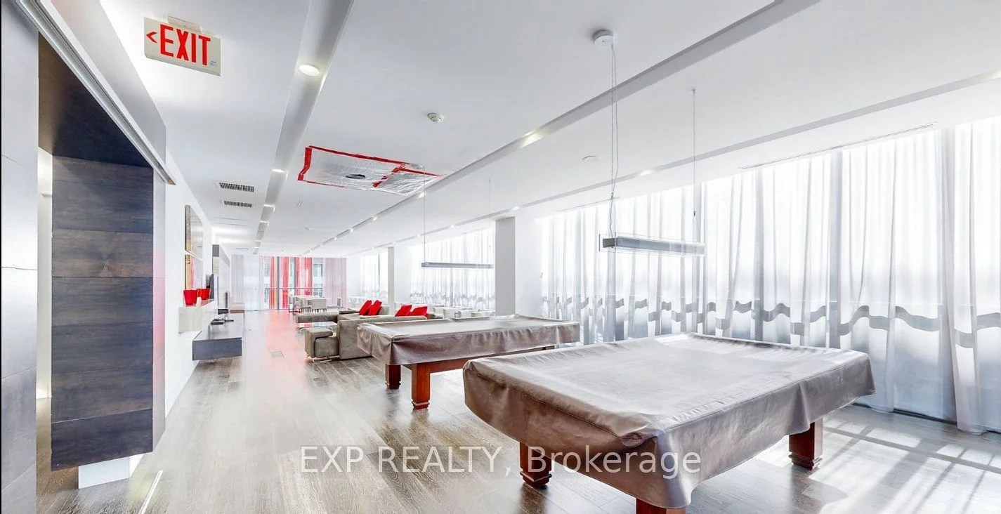 110 Charles Street E 3905, Toronto C08, ON M4Y 1T5