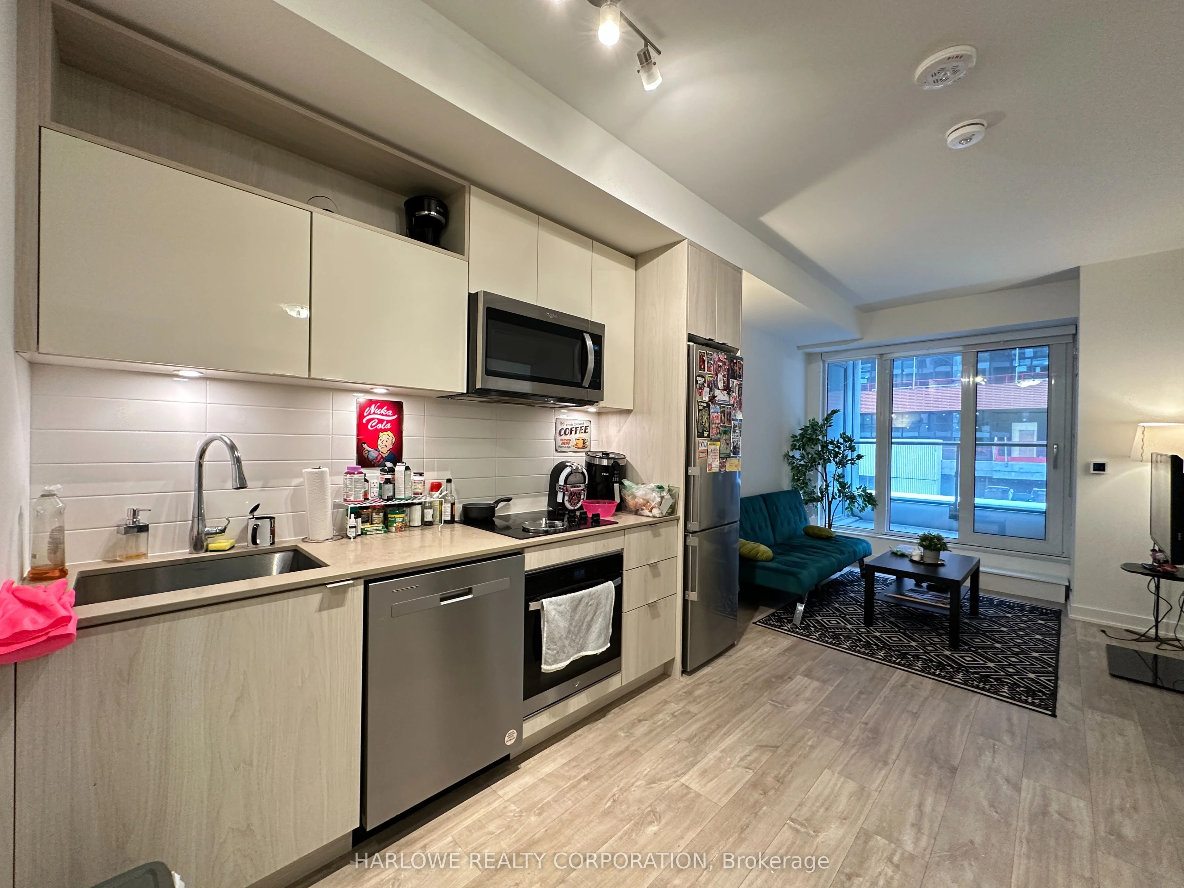 135 Lower Sherbourne Street 333 W, Toronto C08, On M5a 1y4