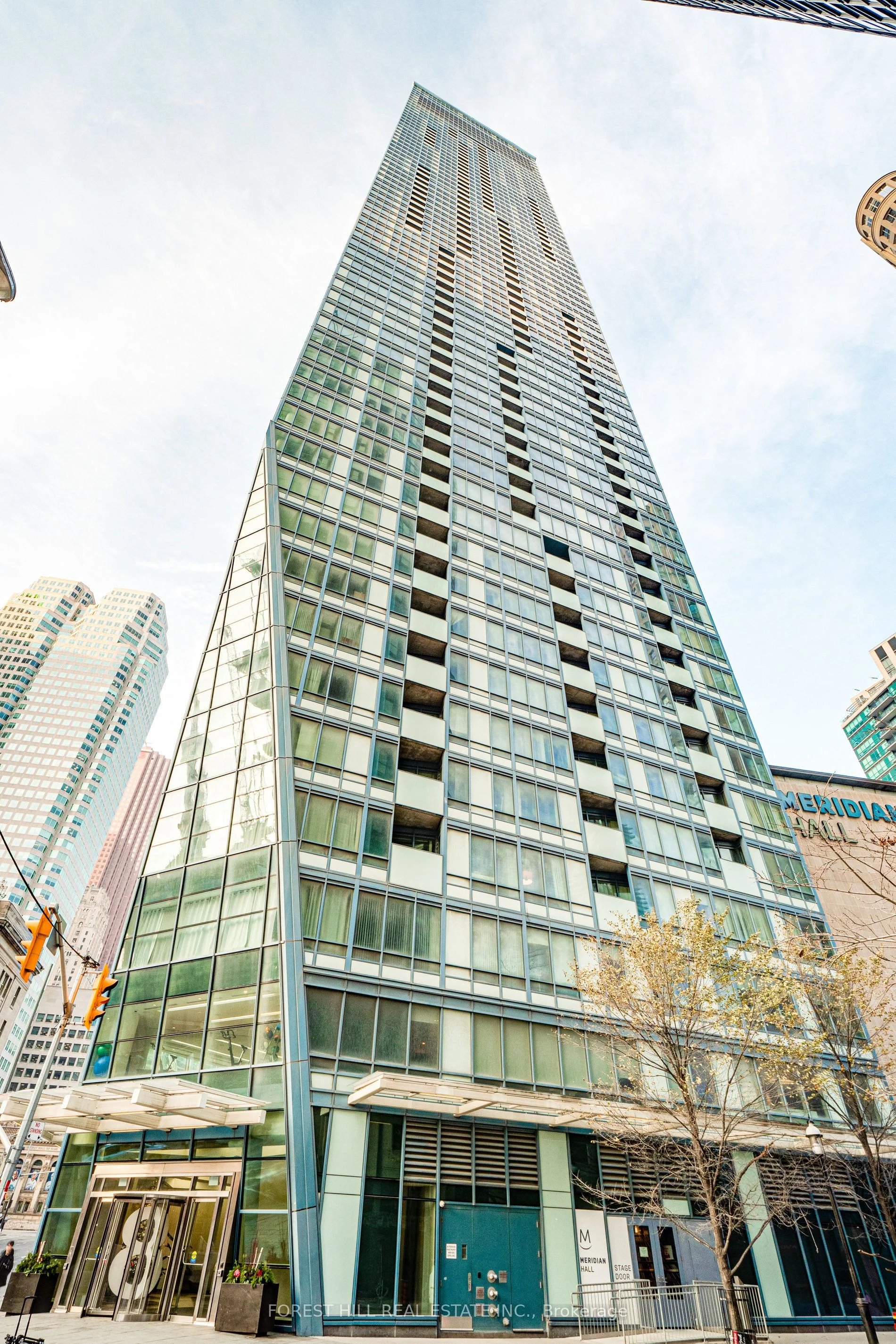 8 The Esplanade Avenue 4205, Toronto C08, On M5e 0a6