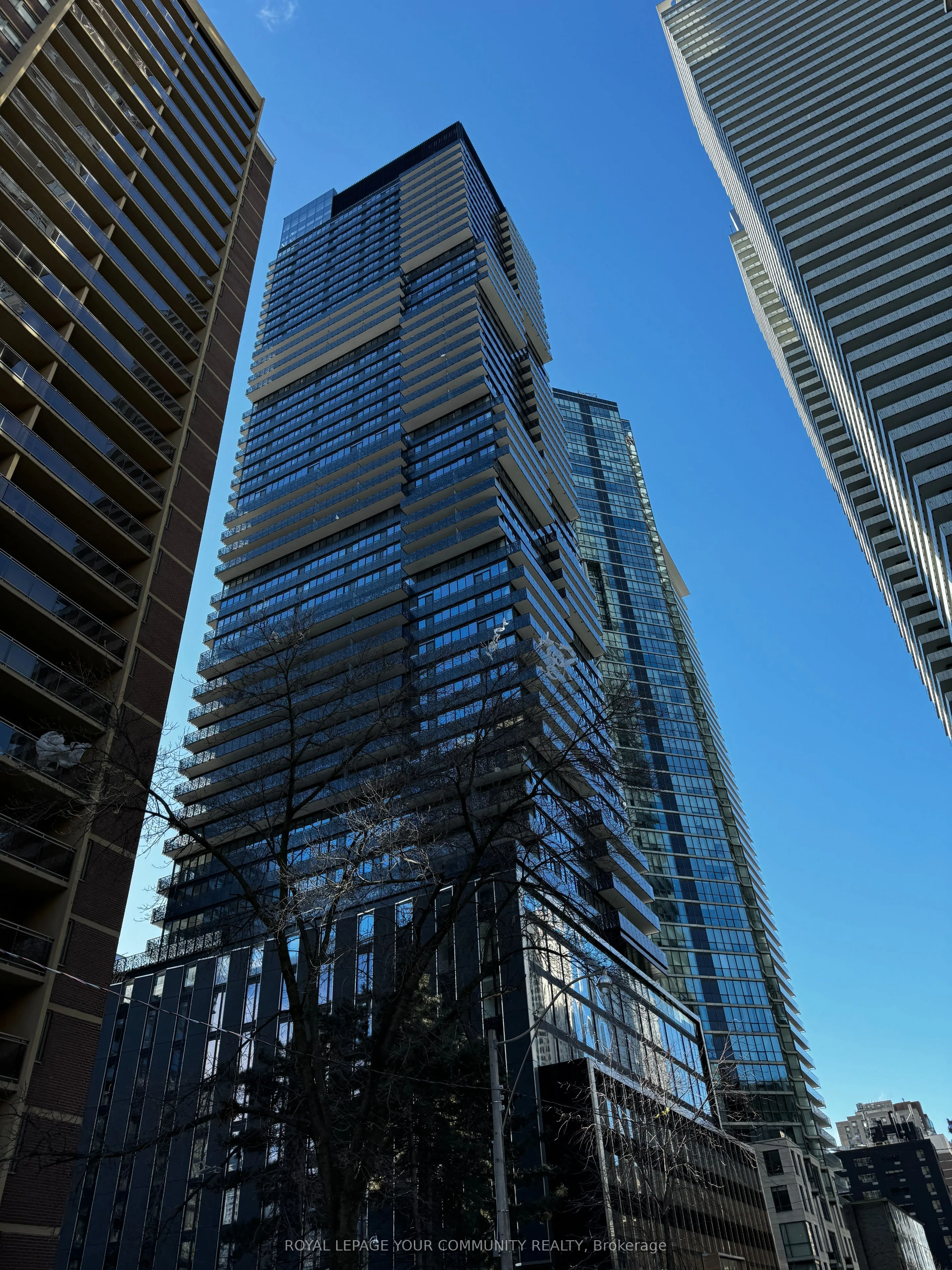 Condo Apartment in Toronto