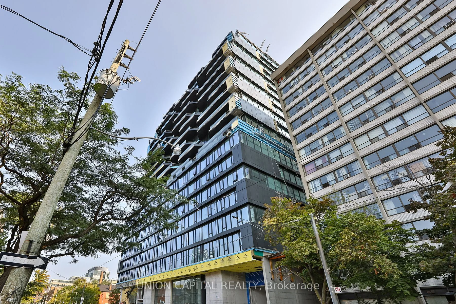 195 McCaul Street 505, Toronto C01, ON M5T 1W6