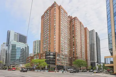 633 Bay Street 219, Toronto C01, On M5g 2g4
