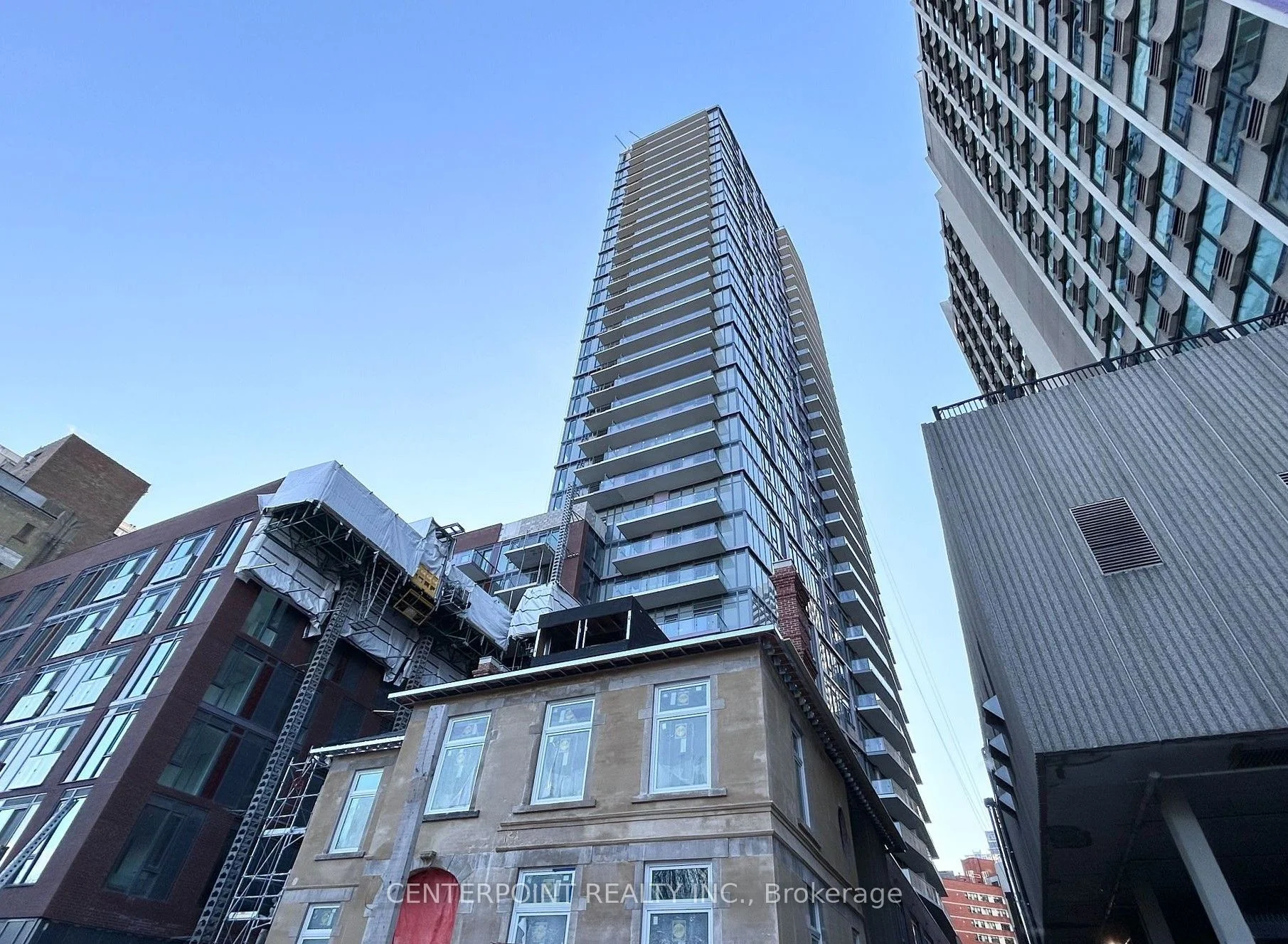 Condo Apartment in Toronto