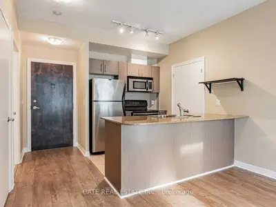 12 Yonge Street 2405, Toronto C01, On M5e 1r4