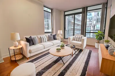 Condo Apartment in Toronto