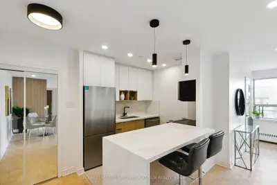 71 Jonesville Crescent 411, Toronto C13, On M4a 1h1