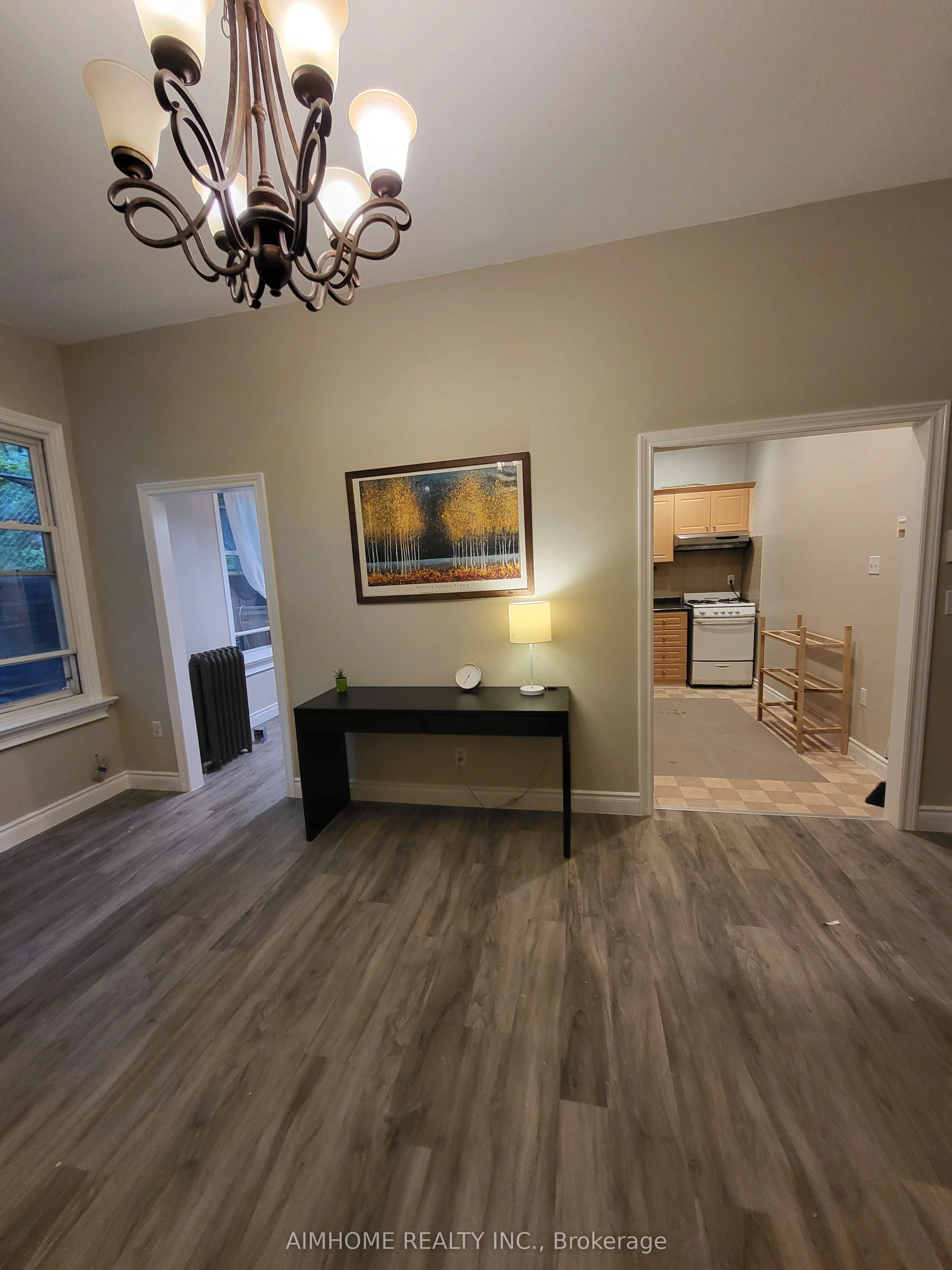 510 Ontario Street 3, Toronto C08, On M4x 1m7