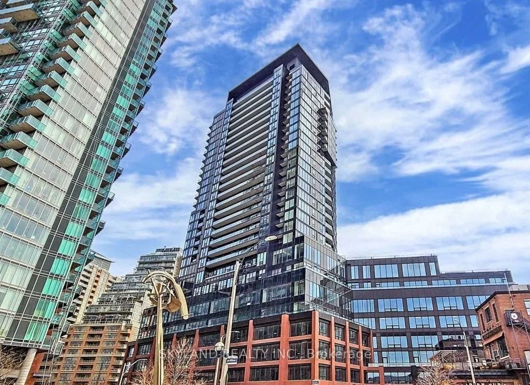 Condo Apartment in Toronto