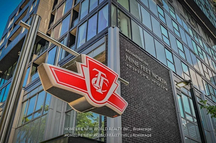 28 Wellesley Street E 1601, Toronto C08, On M4y 1g3