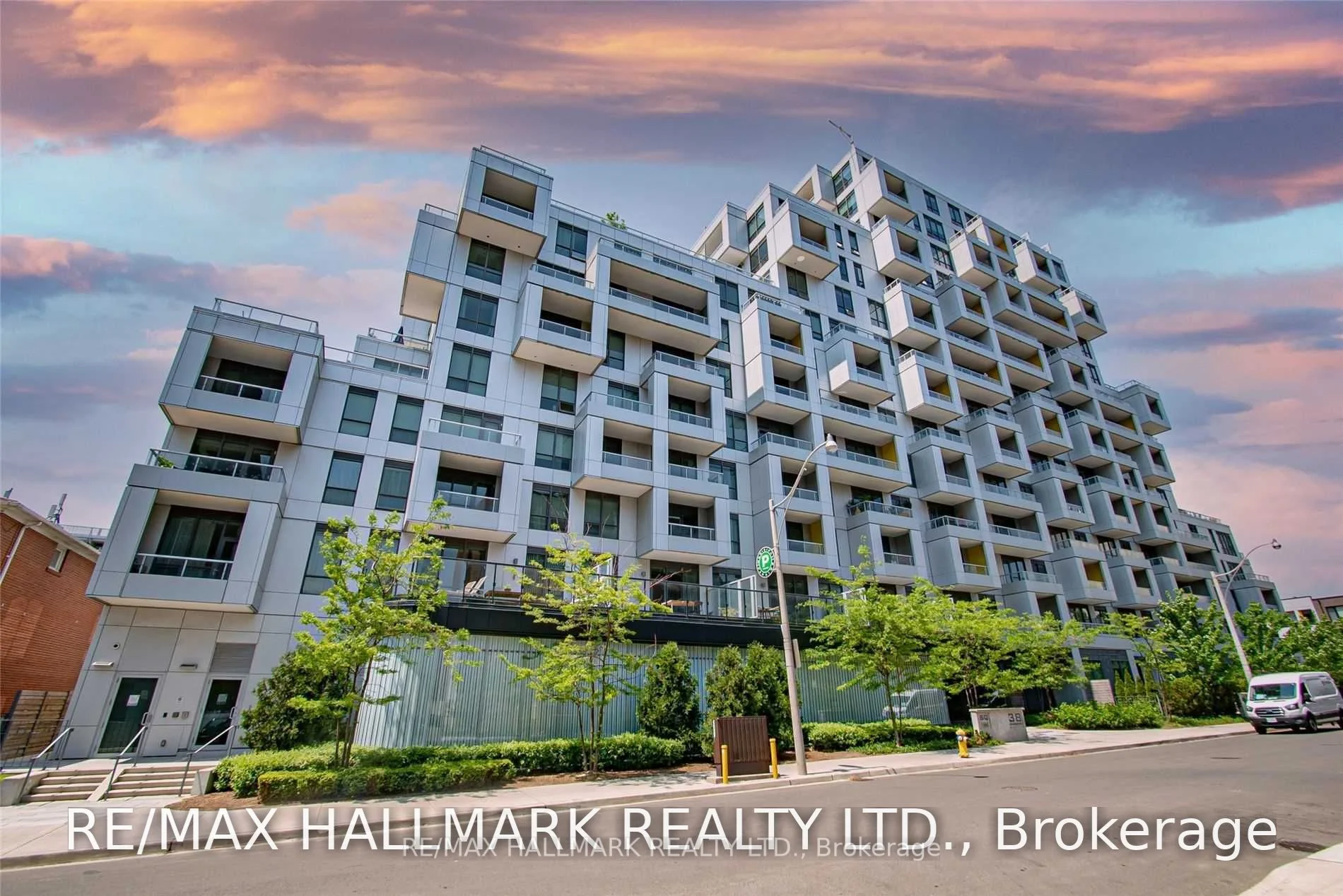 38 Cameron Street 501, Toronto C01, On M5t 0c3