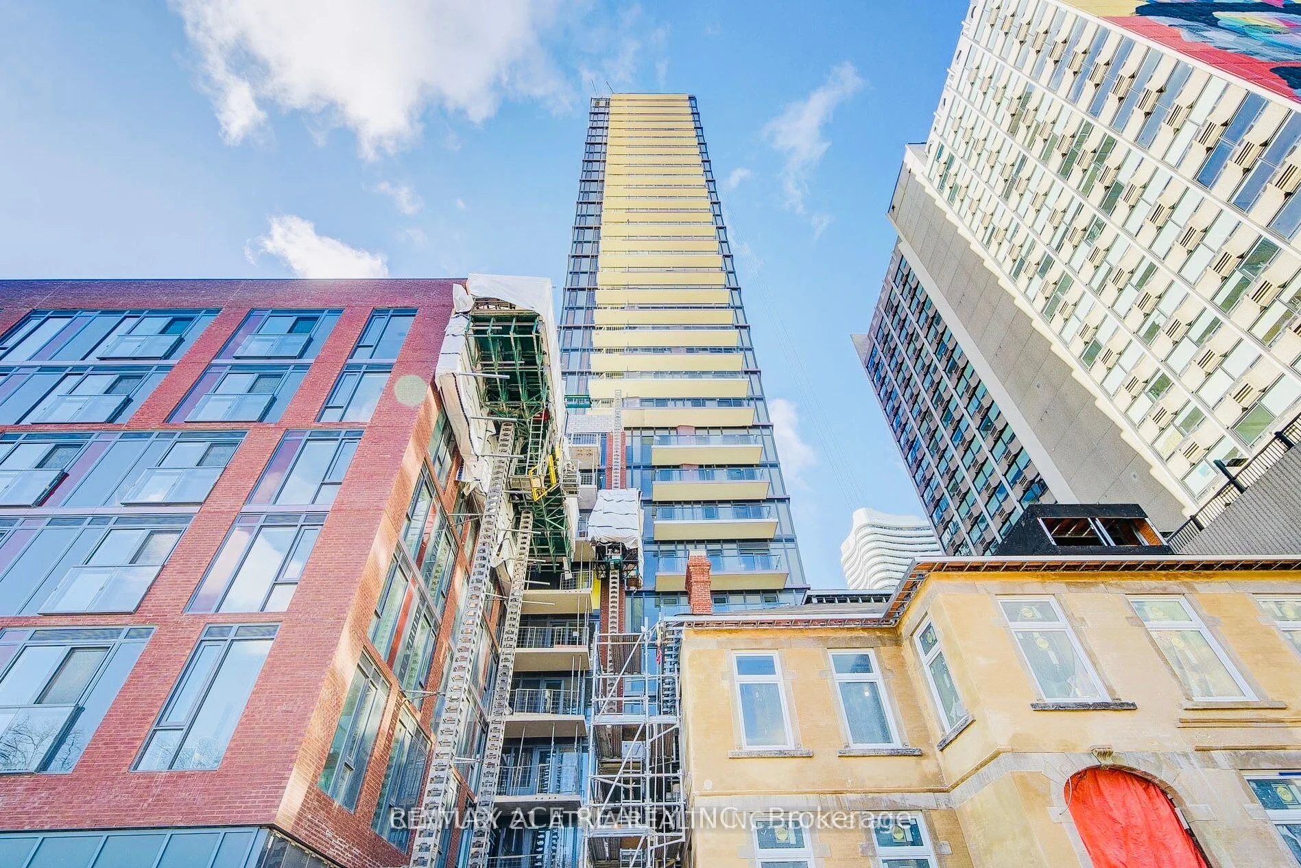 Condo Apartment in Toronto