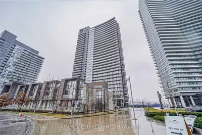 Condo Apartment in Toronto