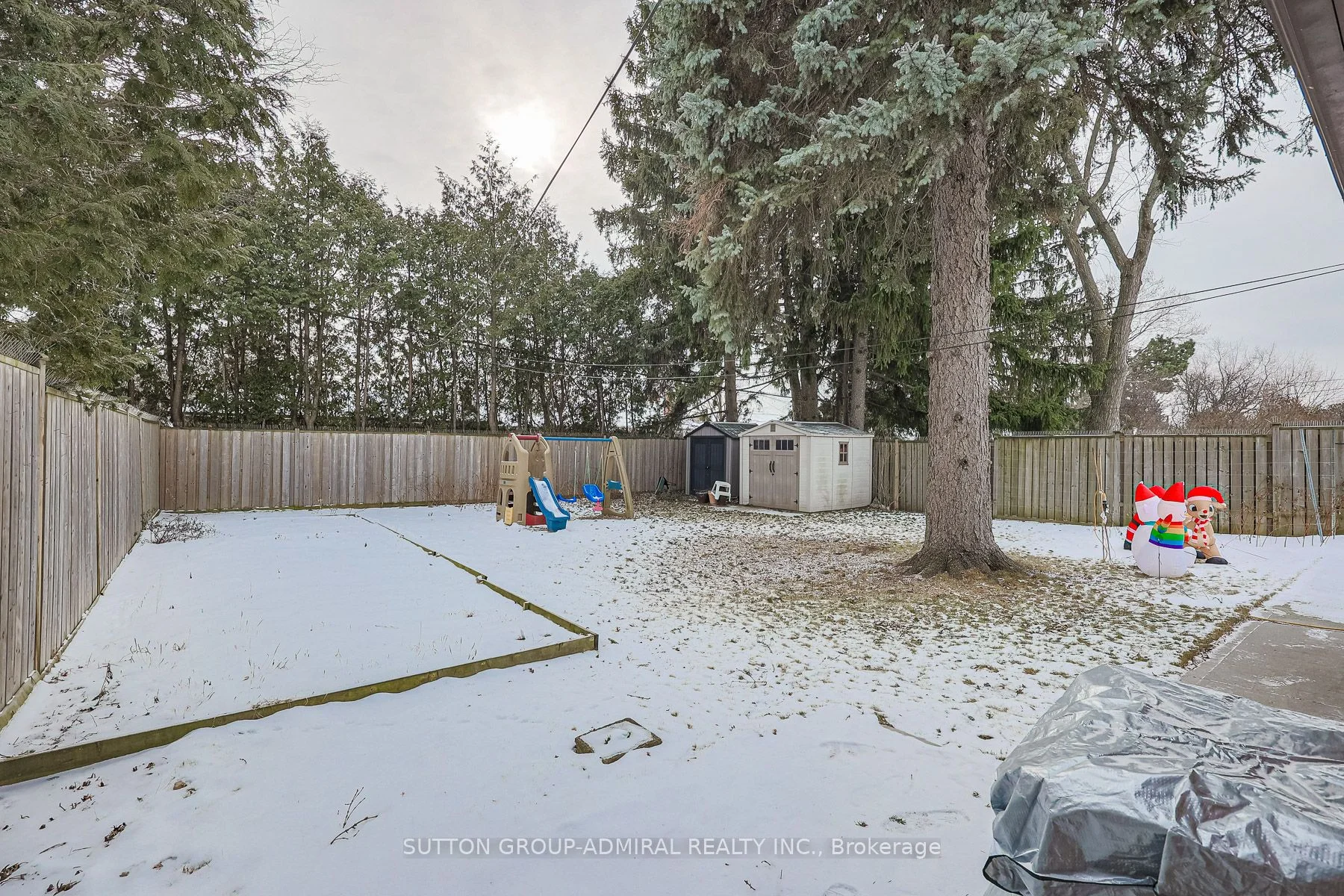 221 Churchill Avenue, Toronto C07, ON M2R 1E2