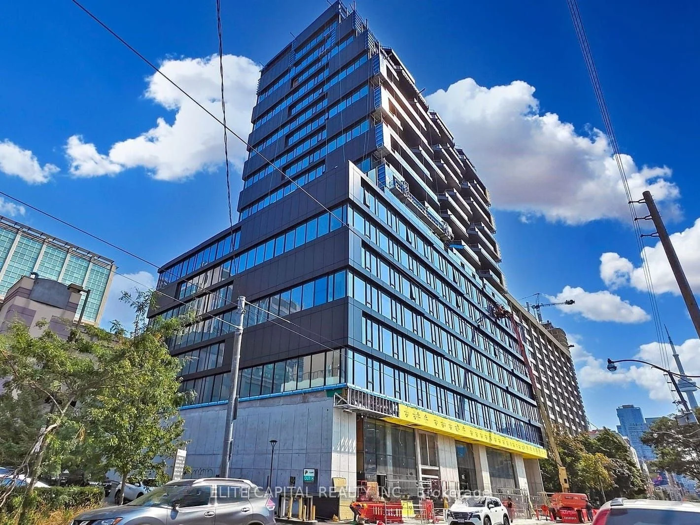 195 Mccaul Street 1010, Toronto C01, On M5t 0e5