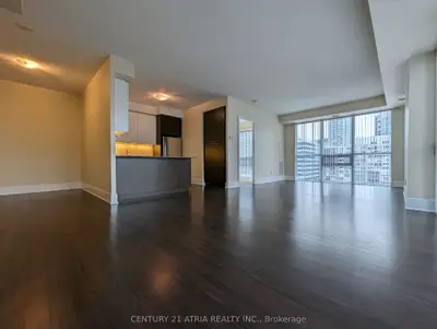 25 Broadway Avenue 702, Toronto C10, On M4p 1t7