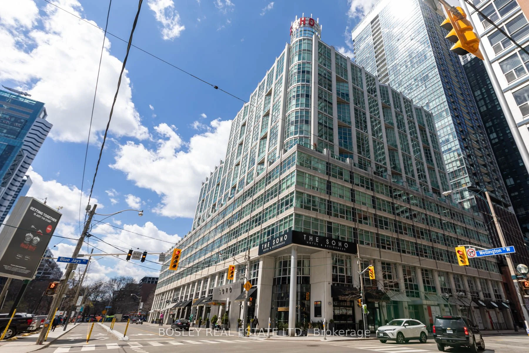 Condo Apartment in Toronto