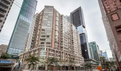 Condo Apartment in Toronto