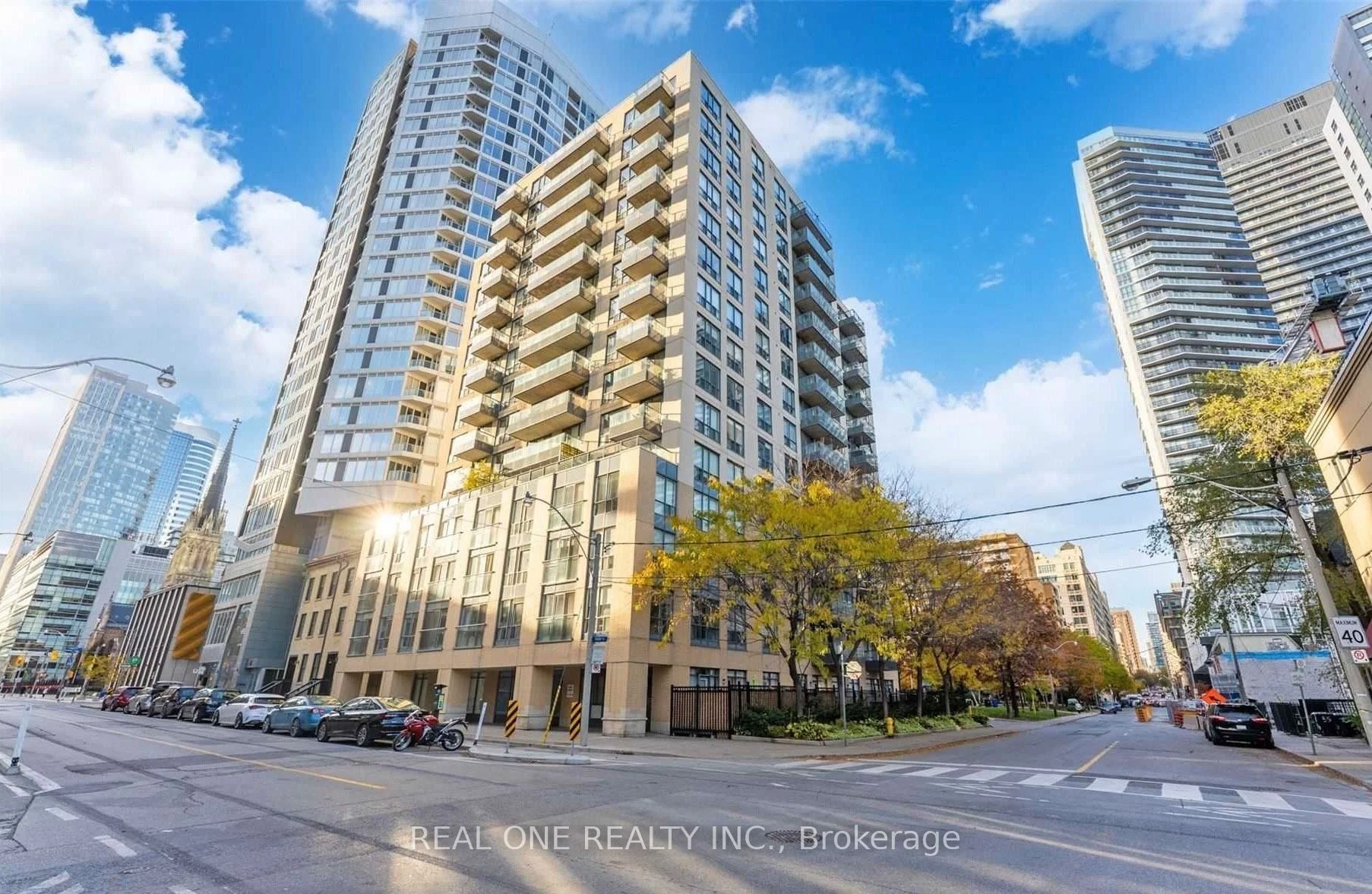 Condo Apartment in Toronto