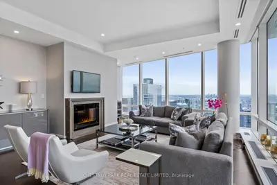 180 University Avenue 5603, Toronto C01, On M5h 0a2
