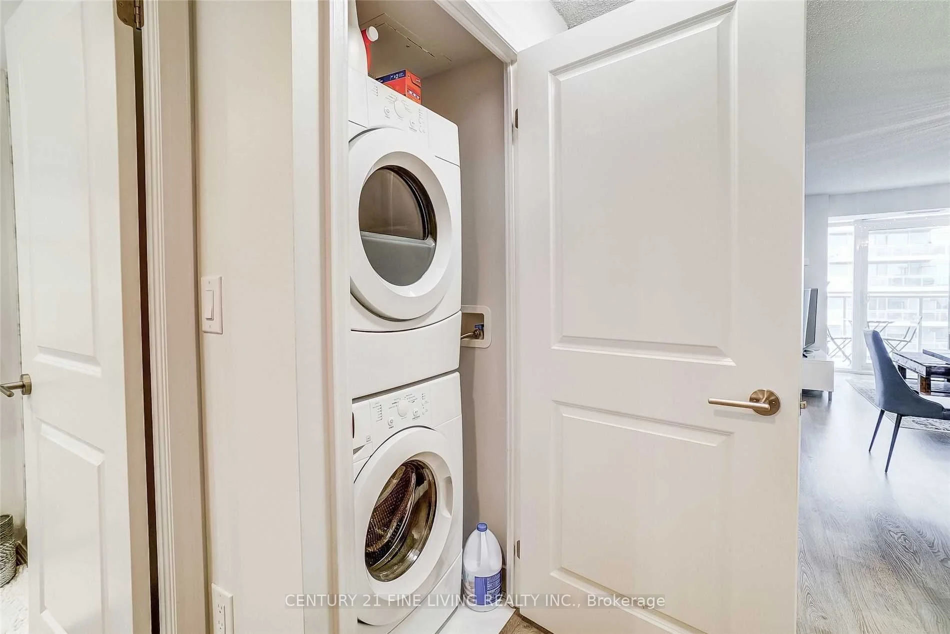 125 Western Battery Road 1105, Toronto C01, ON M6K 3R8