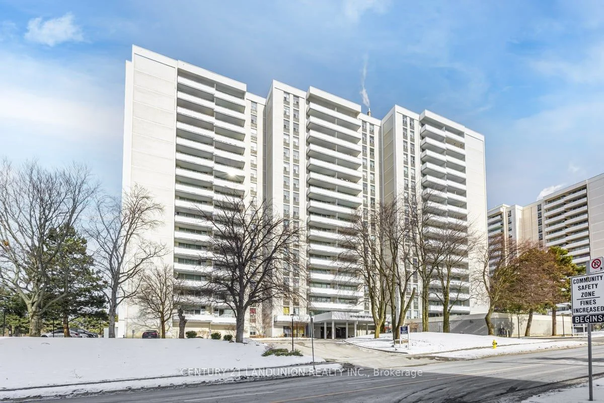 10 Parkway Forest Drive 1702, Toronto C15, On M2j 1l3
