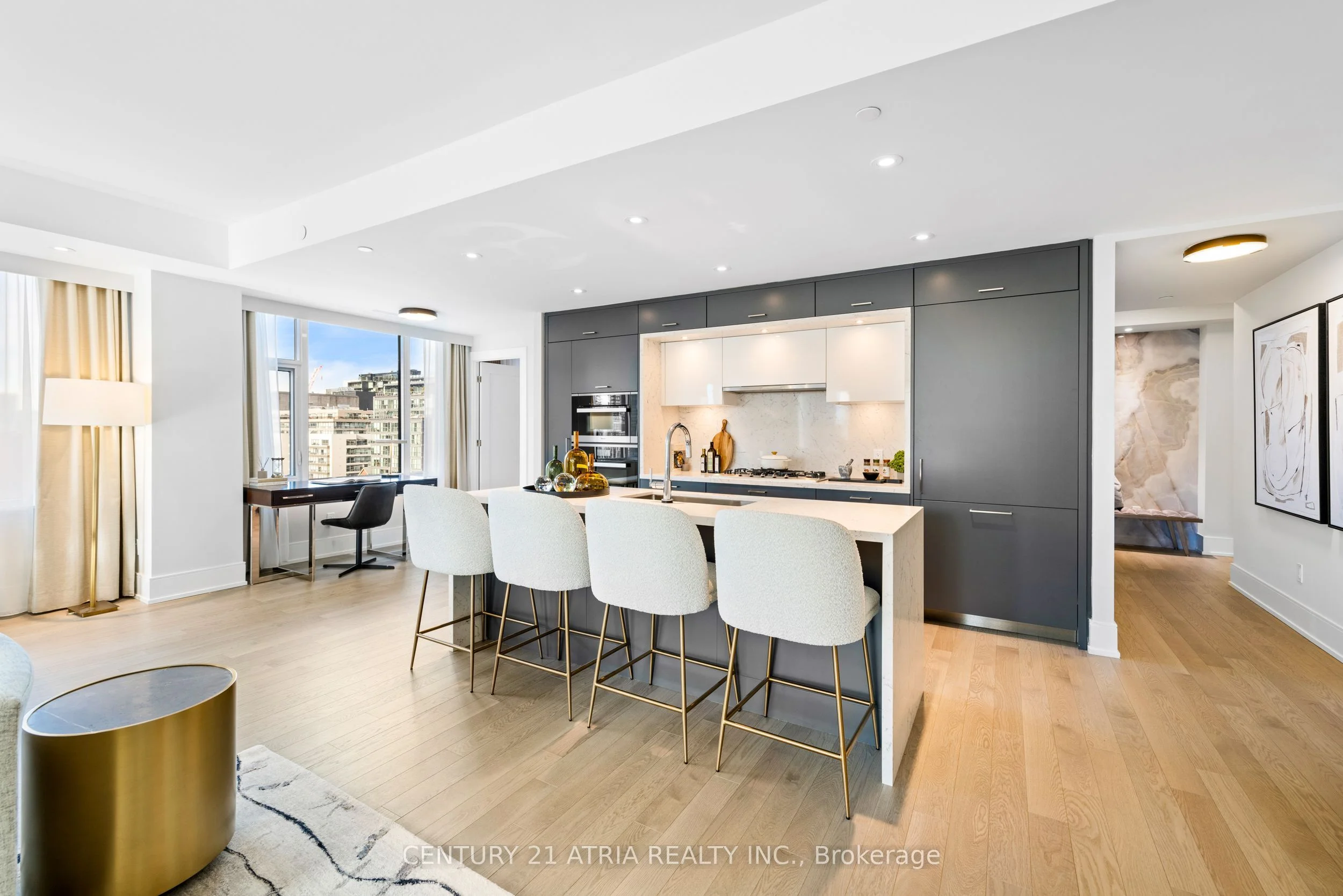 455 Wellington Street 508, Toronto C01, On M5v 0v8