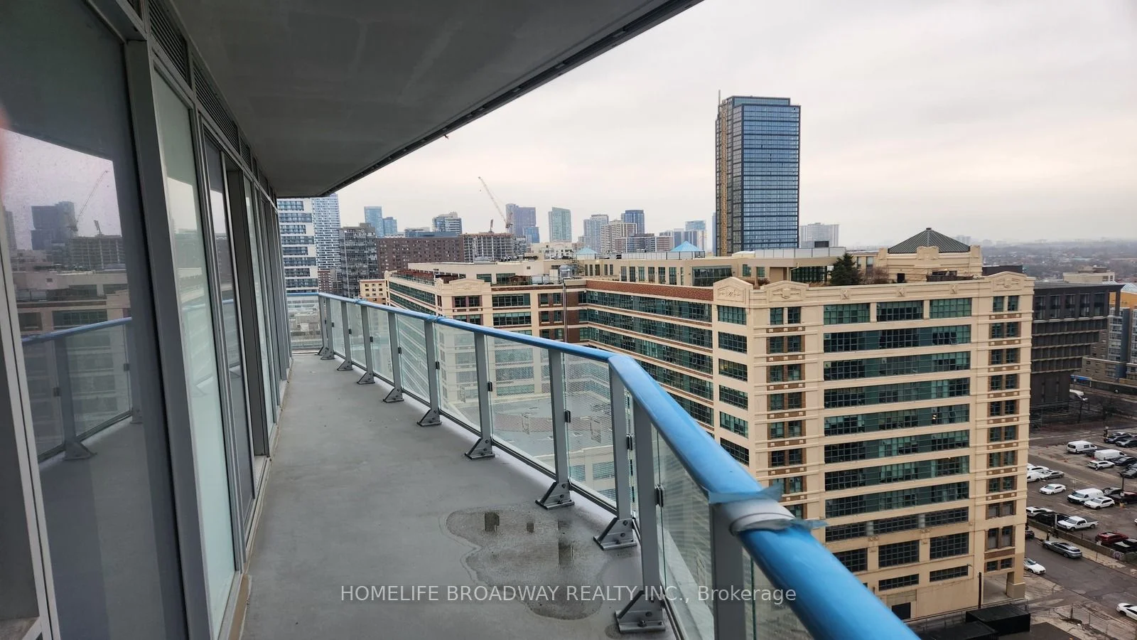 100 Dalhousie Street 1804, Toronto C08, On M5b 0c7