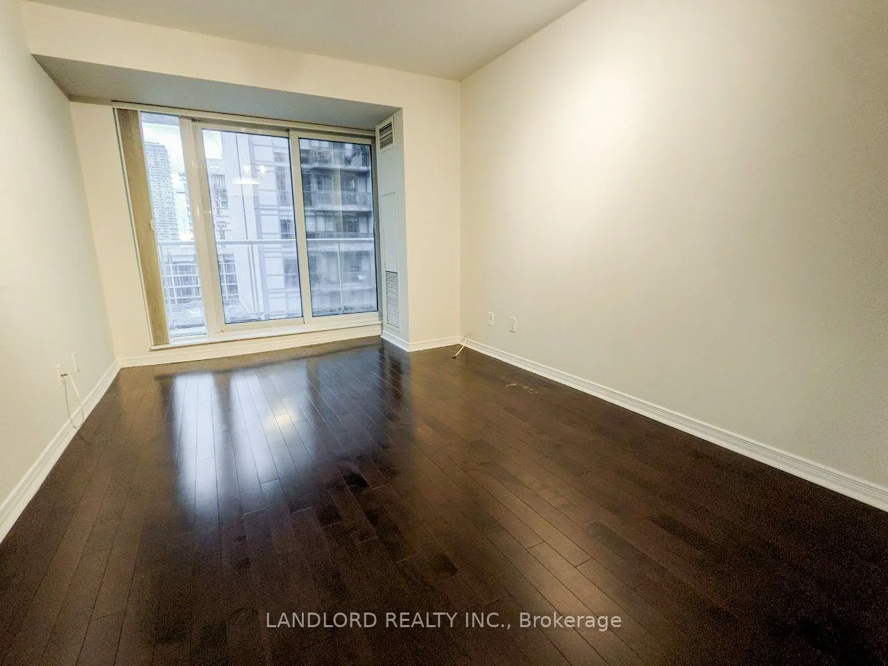230 King Street E 1205, Toronto C08, ON M5A 1K5