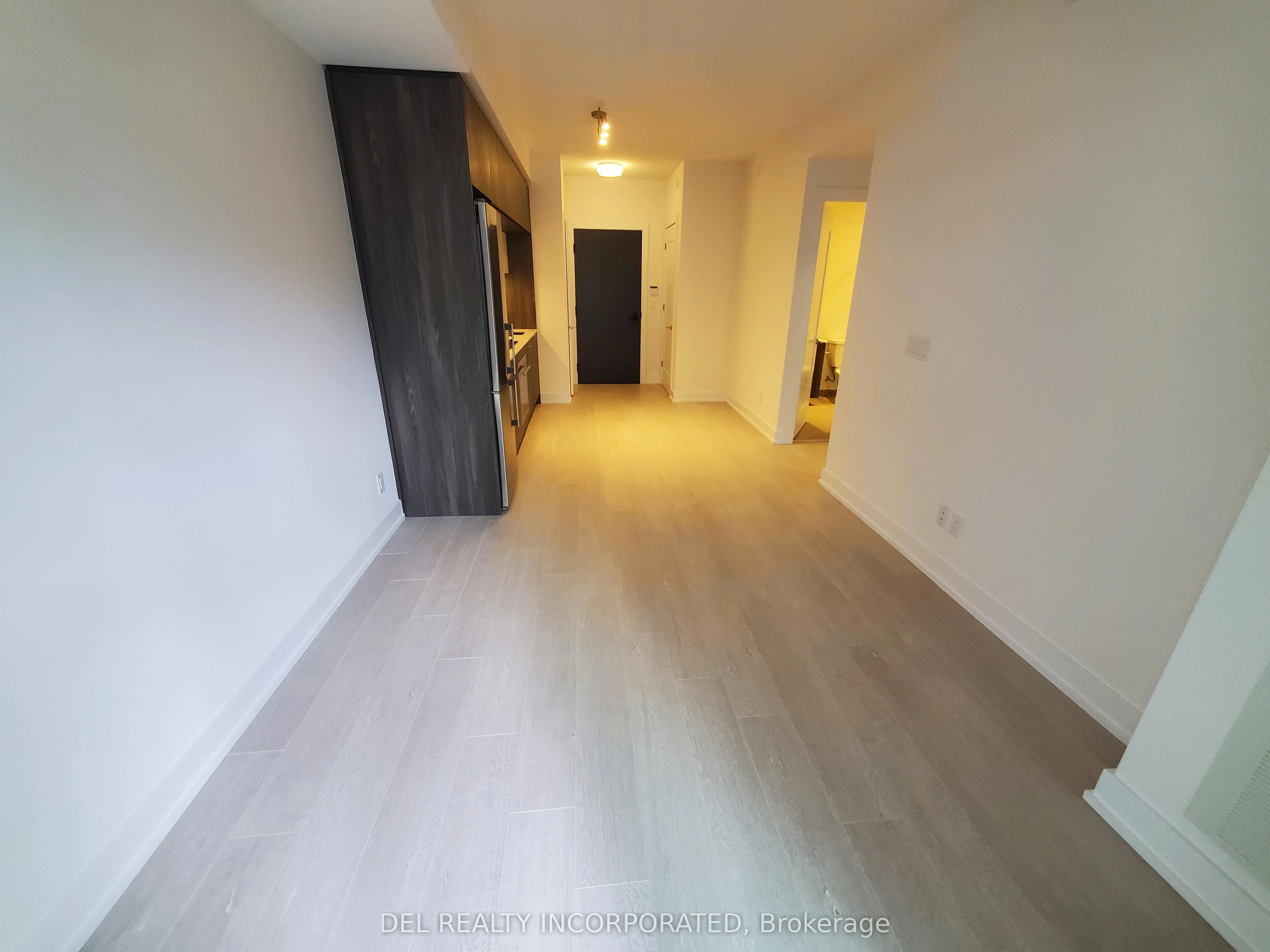25 Adra Grado Way 302, Toronto C15, ON M2J 0H6