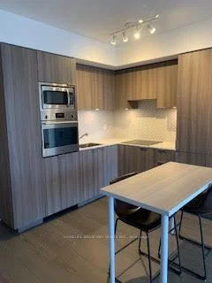 11 Wellesley Street W 4104, Toronto C01, ON M4Y 1E8