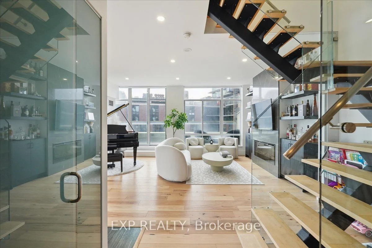 Condo Apartment in Toronto
