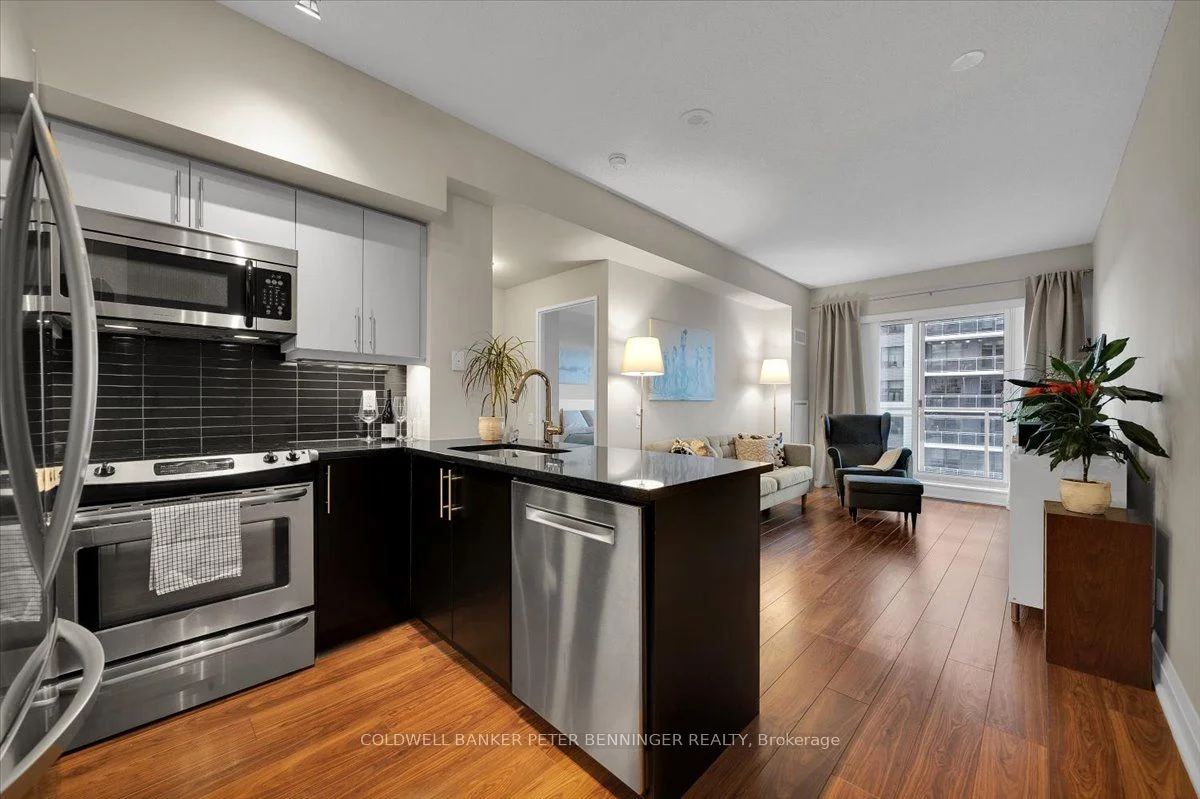 Condo Apartment in Toronto