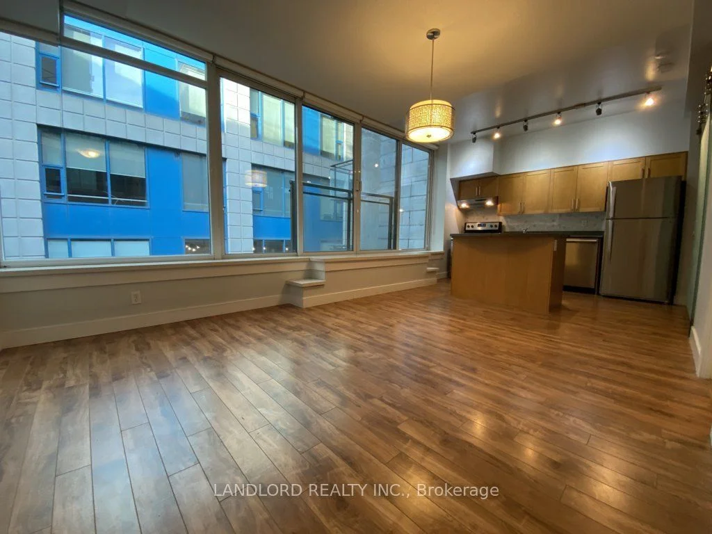 50 Camden Street 608, Toronto C01, On M5v 3n1