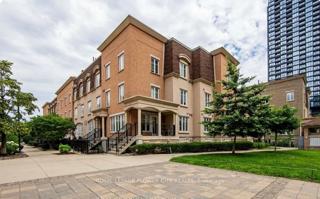 34 Weston Battery Road 423, Toronto C01, On M6k 3n9